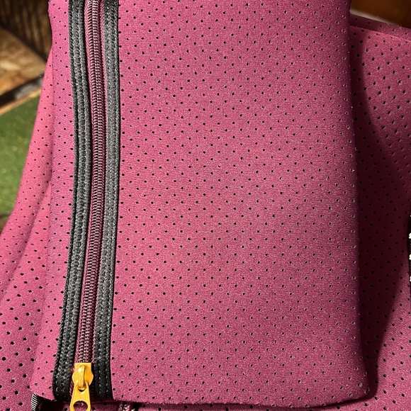 Annabel Ingall Perforated Neoprene Rope Shoulder Bag Tote Handbag Mulberry - Picture 6 of 6